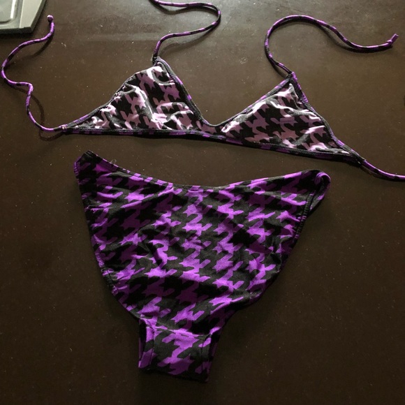 Black/purple bikini size 10 houndstooth pattern - Picture 6 of 6
